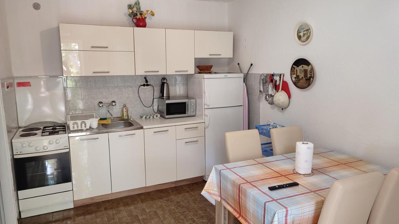 Apartmani Vinko Бол Экстерьер фото